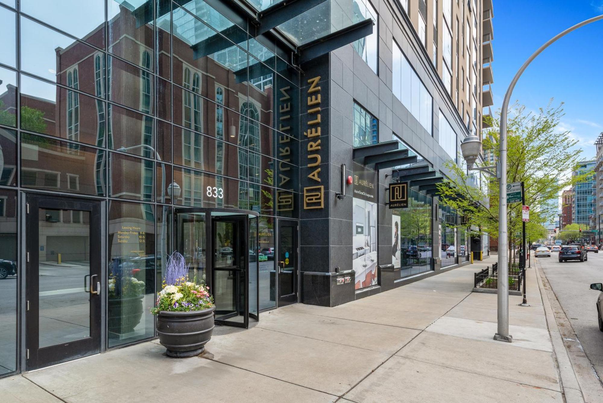Aurelien Spacious Apartments In The Heart Of Gold Coast Chicago Exterior foto